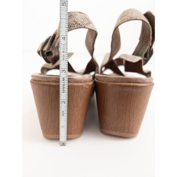 Dansko Snakeskin Clog Heel Sandal Size 41 - Picture 11 of 11